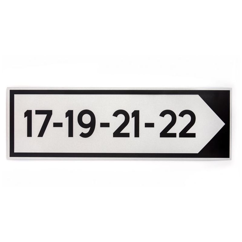 Tilvisningsskilt med veinavn/husnummer -enkeltsidig 16x50 cm